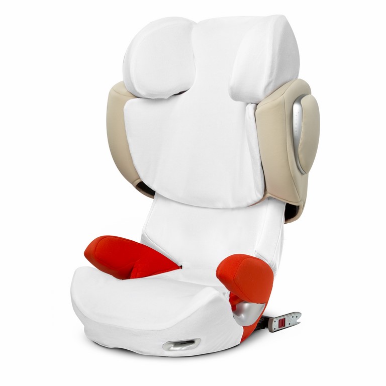 Der Cybex Sommerbezug verhindert Hitzestau auf dem Kindersitz und ist darüber hinaus hautverträglich. Genau das Richtige für den Sommer.