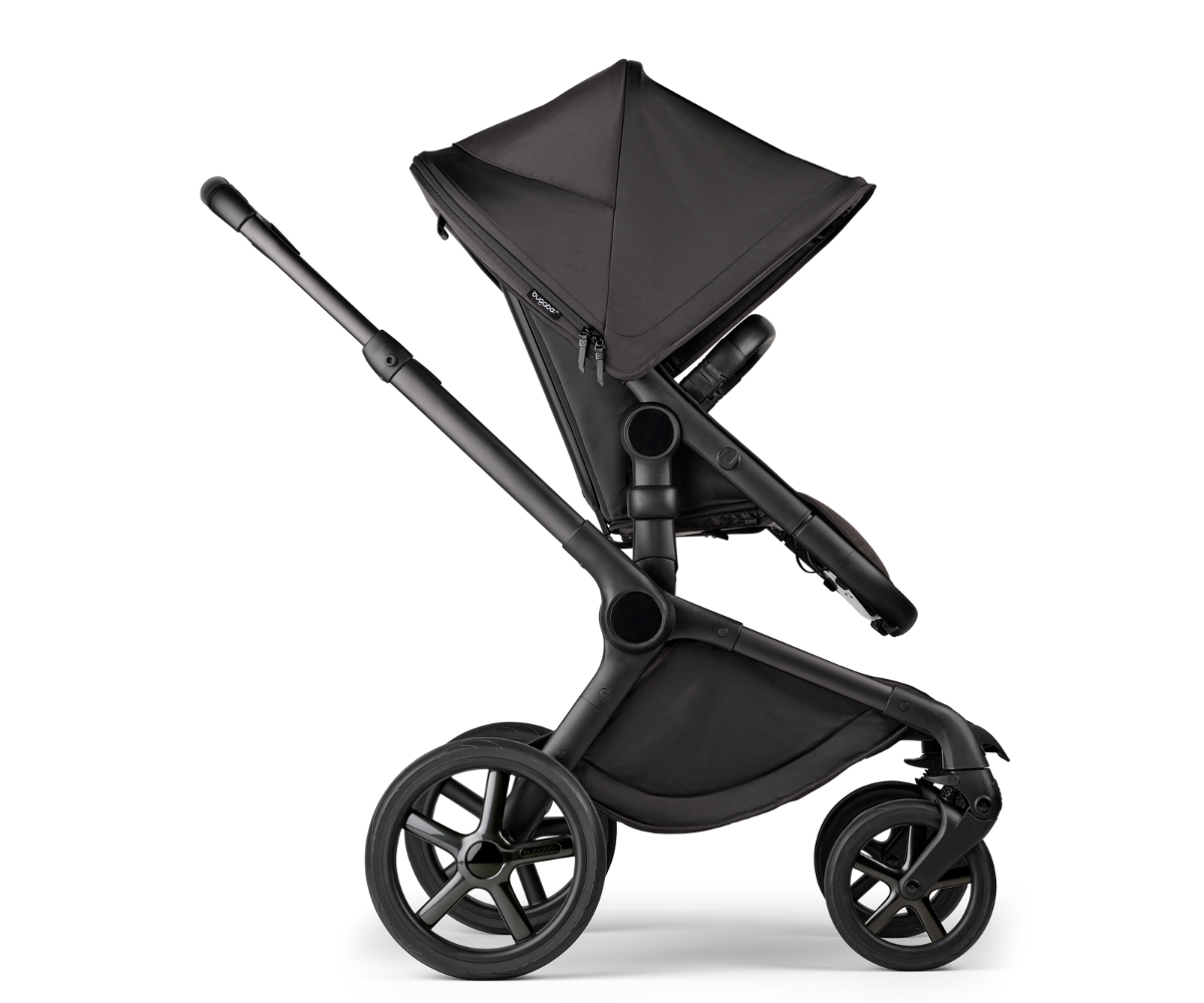Bugaboo-Noir-Special-Edition-Wagen-mit-Sitz-in-Fahrtrichtung-black-moonlight
