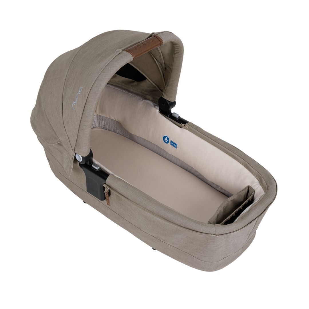 Nuna-Triv-next-Babywanne-Hazelwood