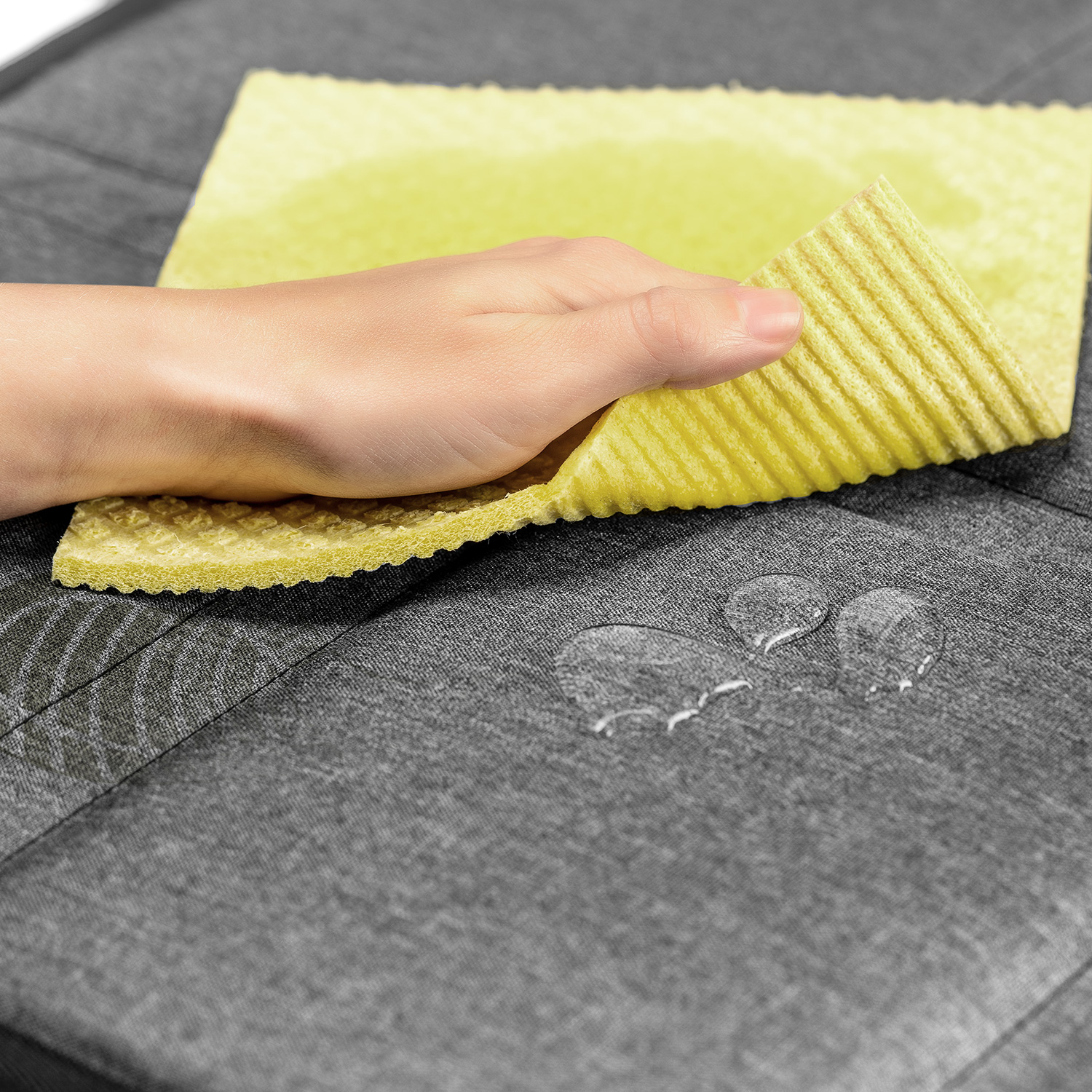 86061_travelkid-protect_autositz-schutzunterlage_anwendung_02_web Reer TravelKid Protect Autositz-Schutzunterlage