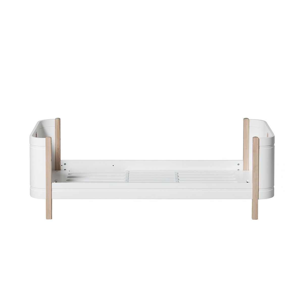 Oliver Furniture Wood Mini+ Basic Bed