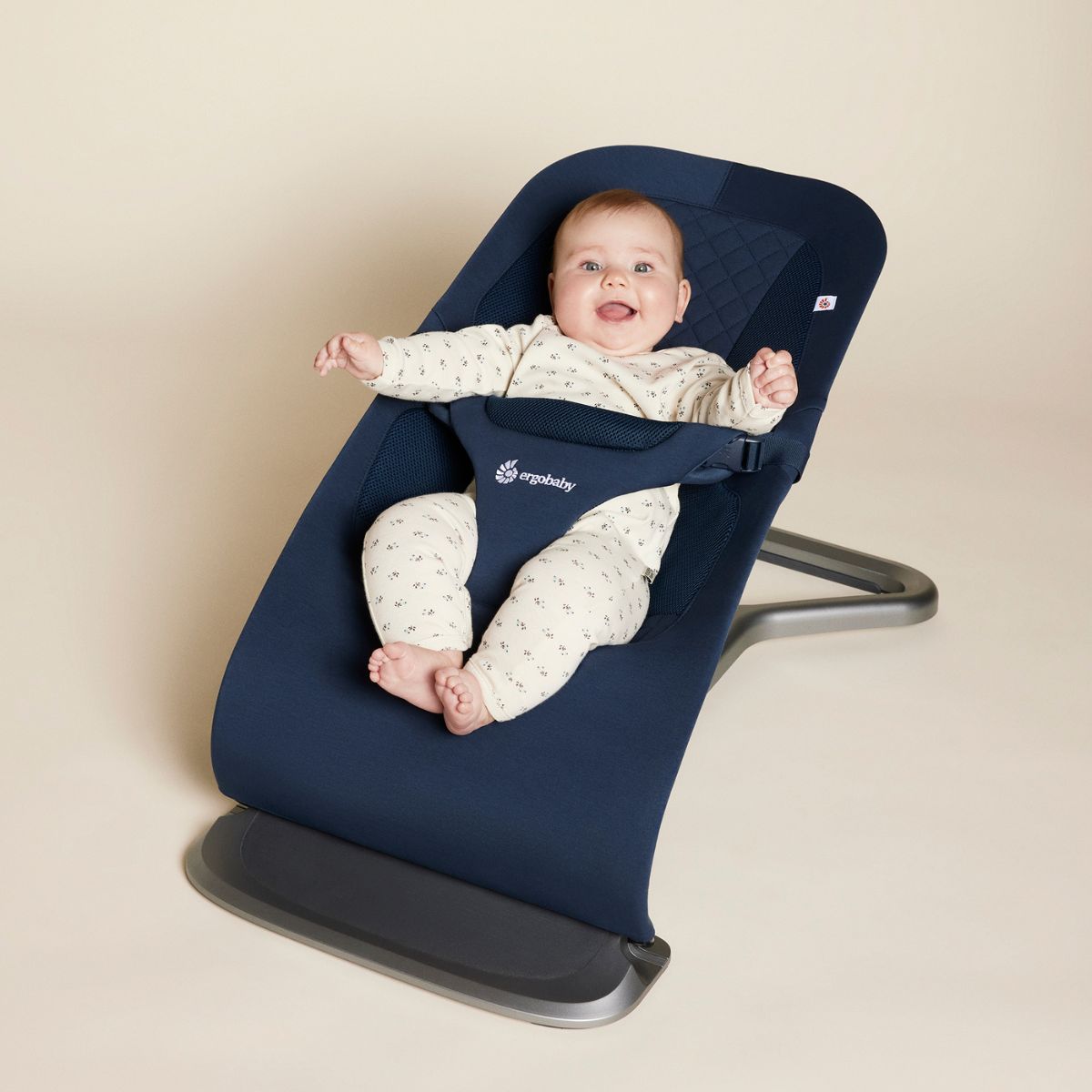 Ergobaby-Evolve-3in1-Bouncer-Midnight-Blue-4