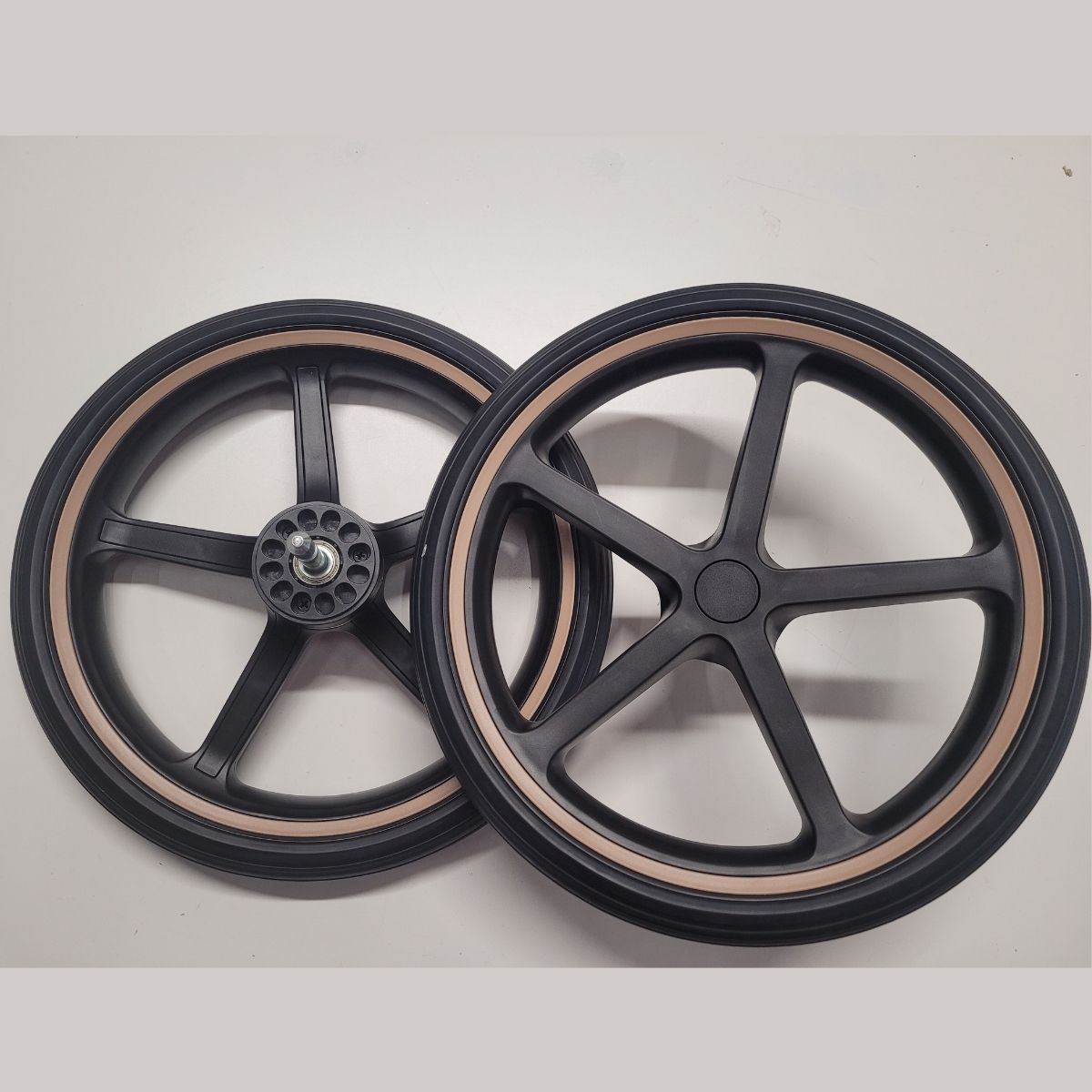 Cybex Ersatzteil Priam 3 Hinterrad Set Rosegold