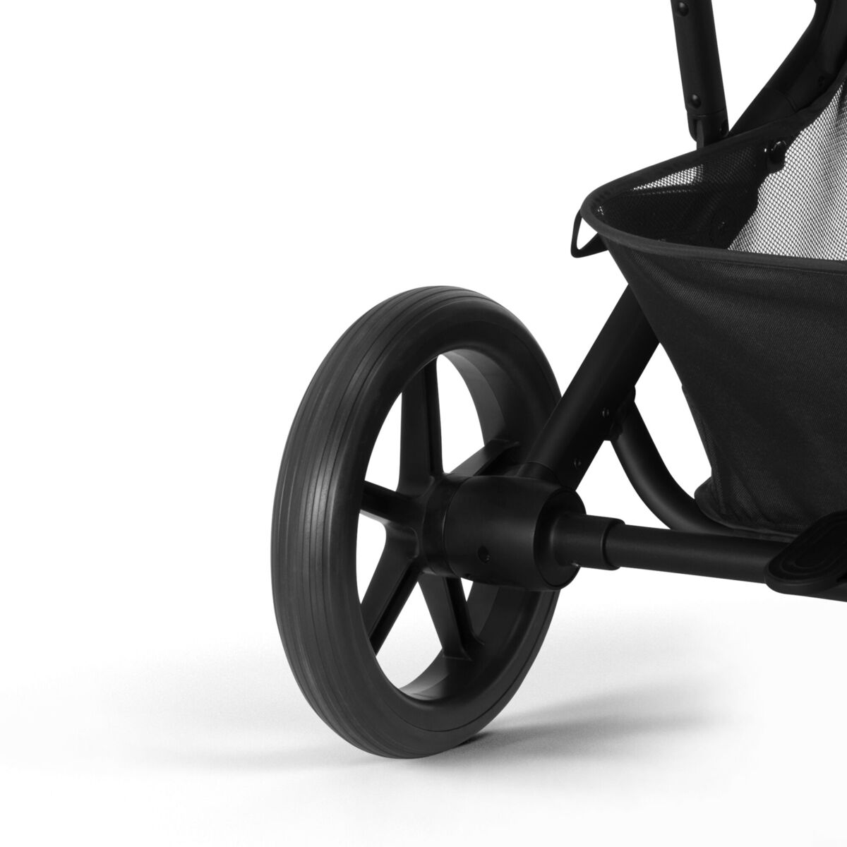CYB_22_INT_Deta_BaliosSLux_BLK_BackWheel-tif_screen_HD
