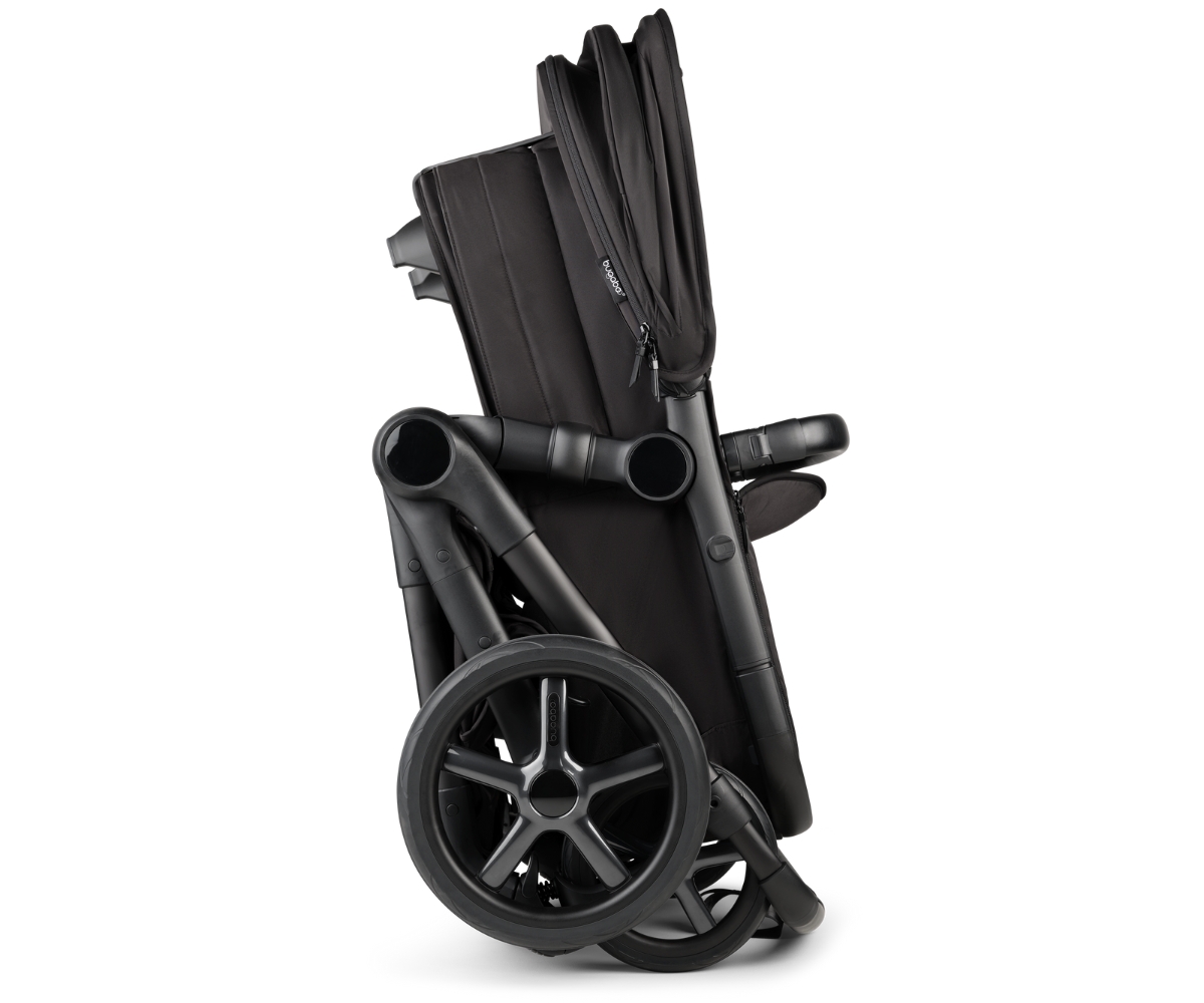 Bugaboo-Noir-Special-Edition-Wagen-mit-Wanne-zusammengeklappt-black-moonlight