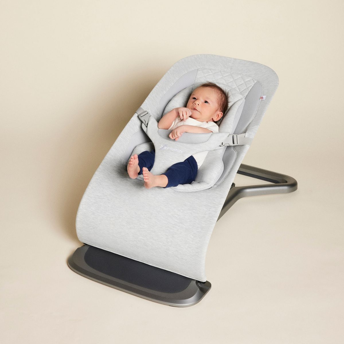 Ergobaby-Evolve-3in1-Bouncer-Light-Grey-2