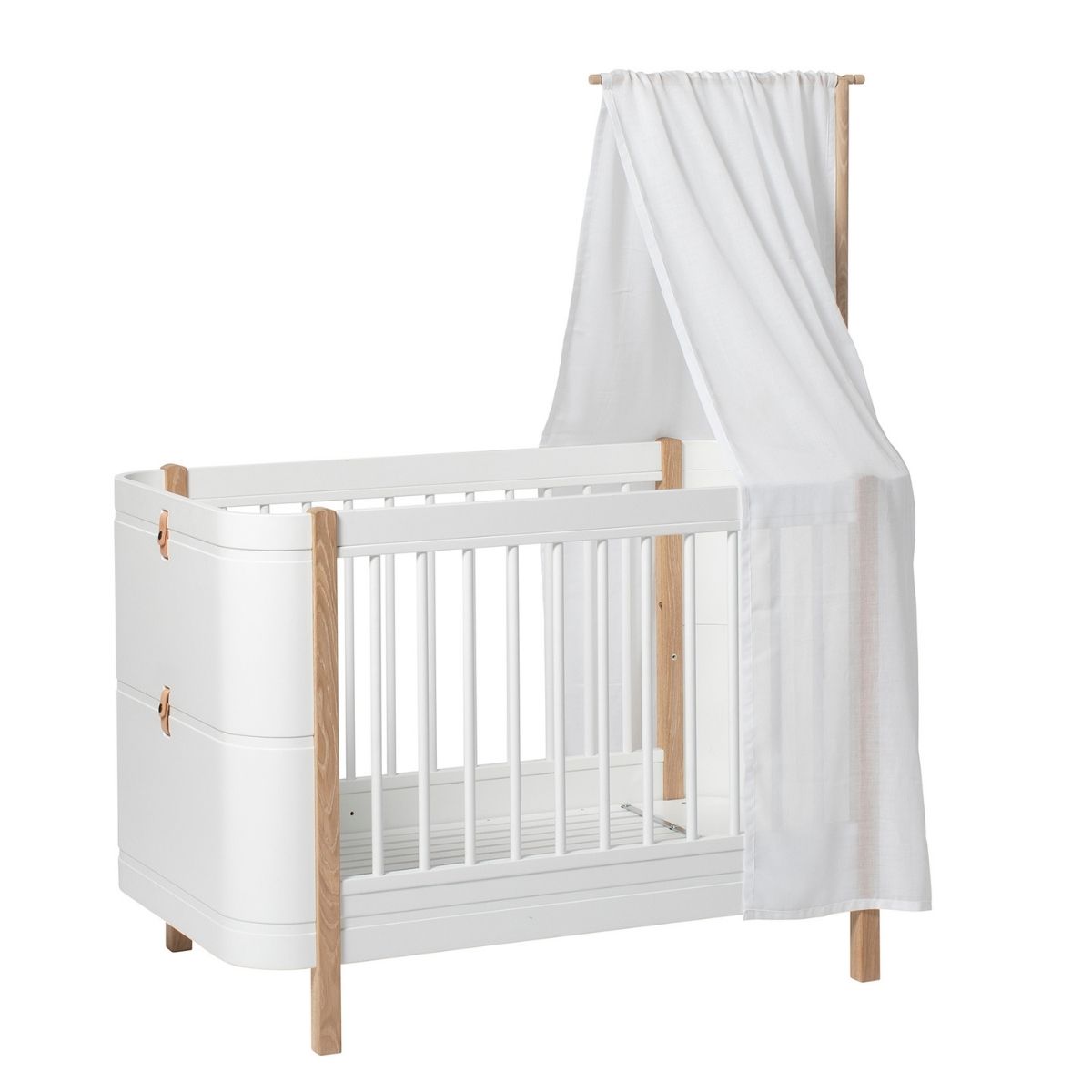 Oliver Furniture Wood Mini+ Basic Bed