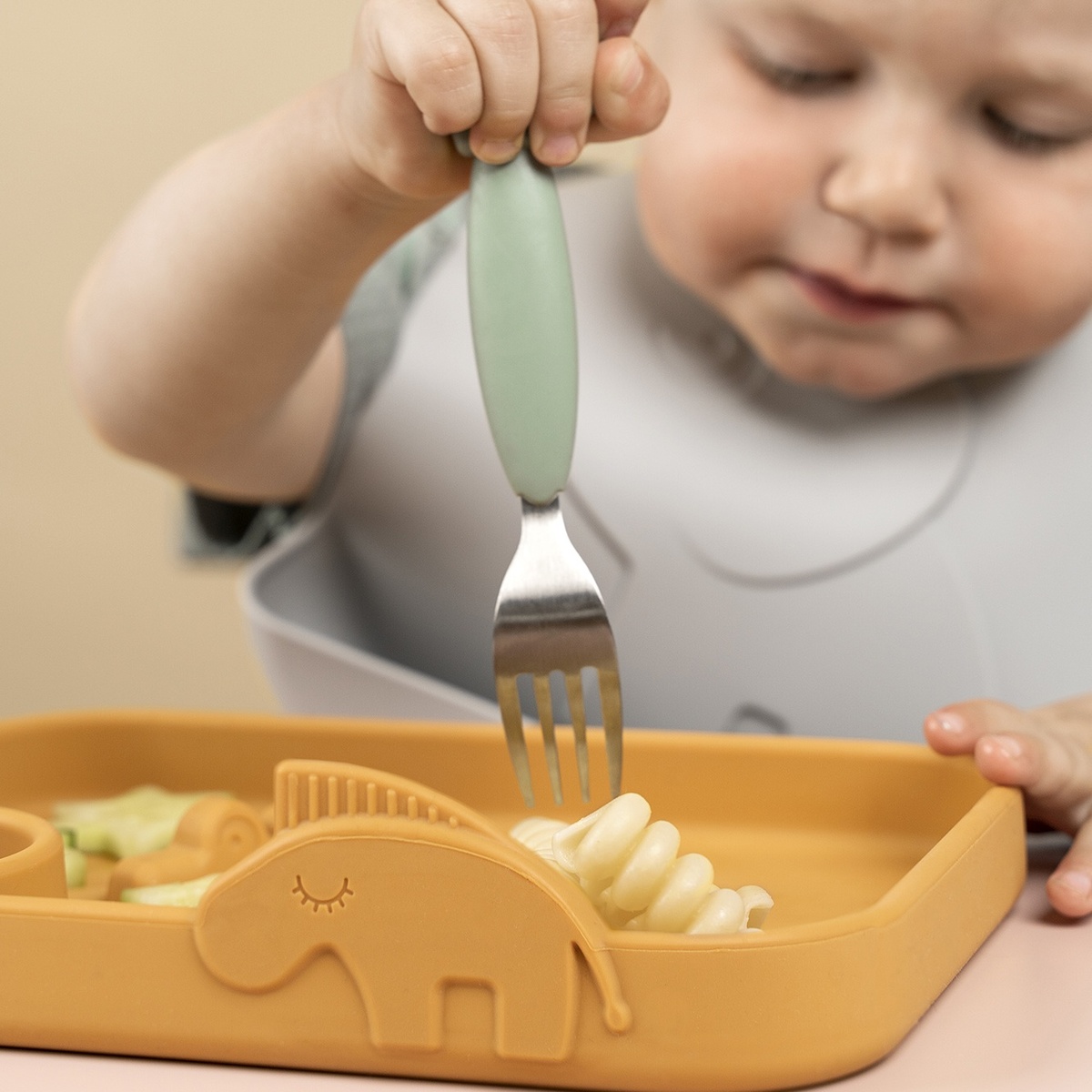 Peekaboo-Compartment-Plate-Mustard