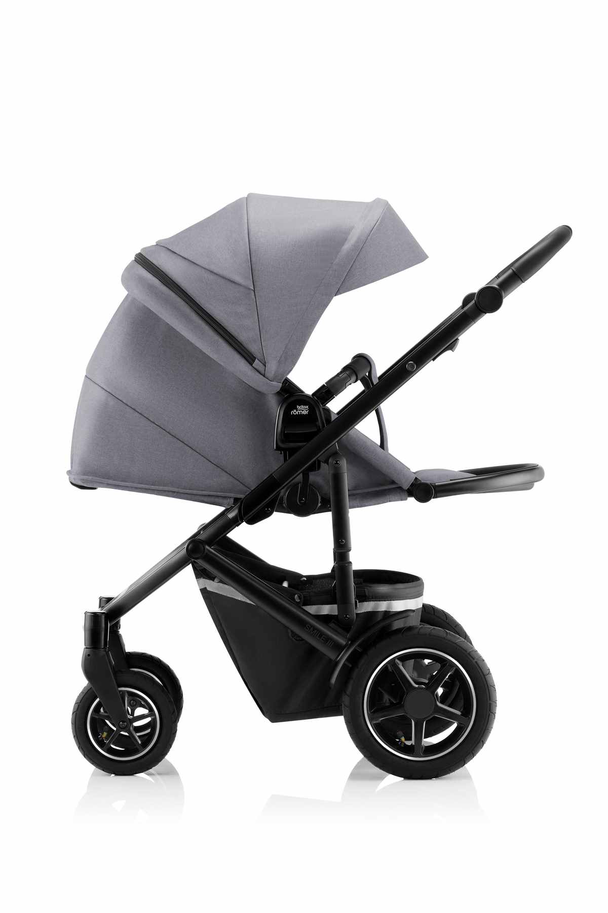 Britax-Romer-Kinderwagen-SMILE-III-Frost-Grey-Black-6-1200px SMILE III - Frost Grey - Black