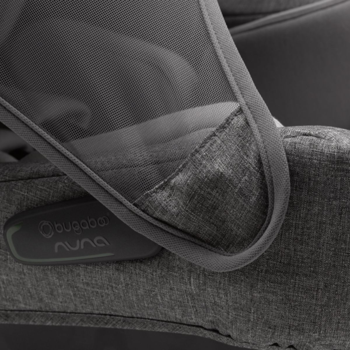 Bugaboo-Turtle-Air-by-nuna-Babyschale-grey-7lyHJaazR2GYQS