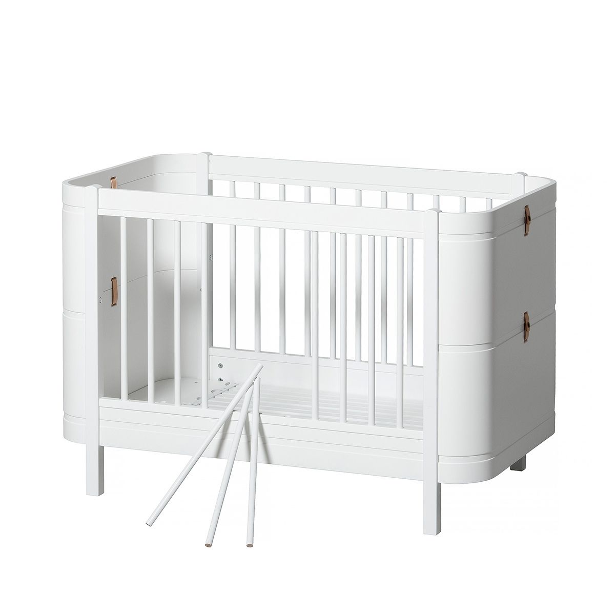 Oliver Furniture Wood Mini+ Basic Bed
