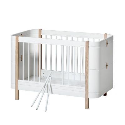 Oliver-Furniture-Mini-Basic-bed-bassinet