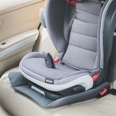 BeSafe-Sitzschutz-mit-Kindersitz