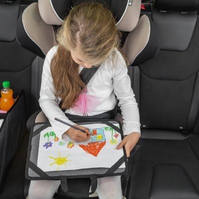 Reer-TravelKid-Play-painting-and-playing-mat-closure-straps